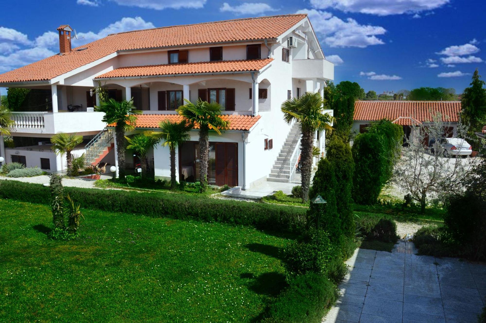 Apartments Aurelia Nova Vas  Екстериор снимка