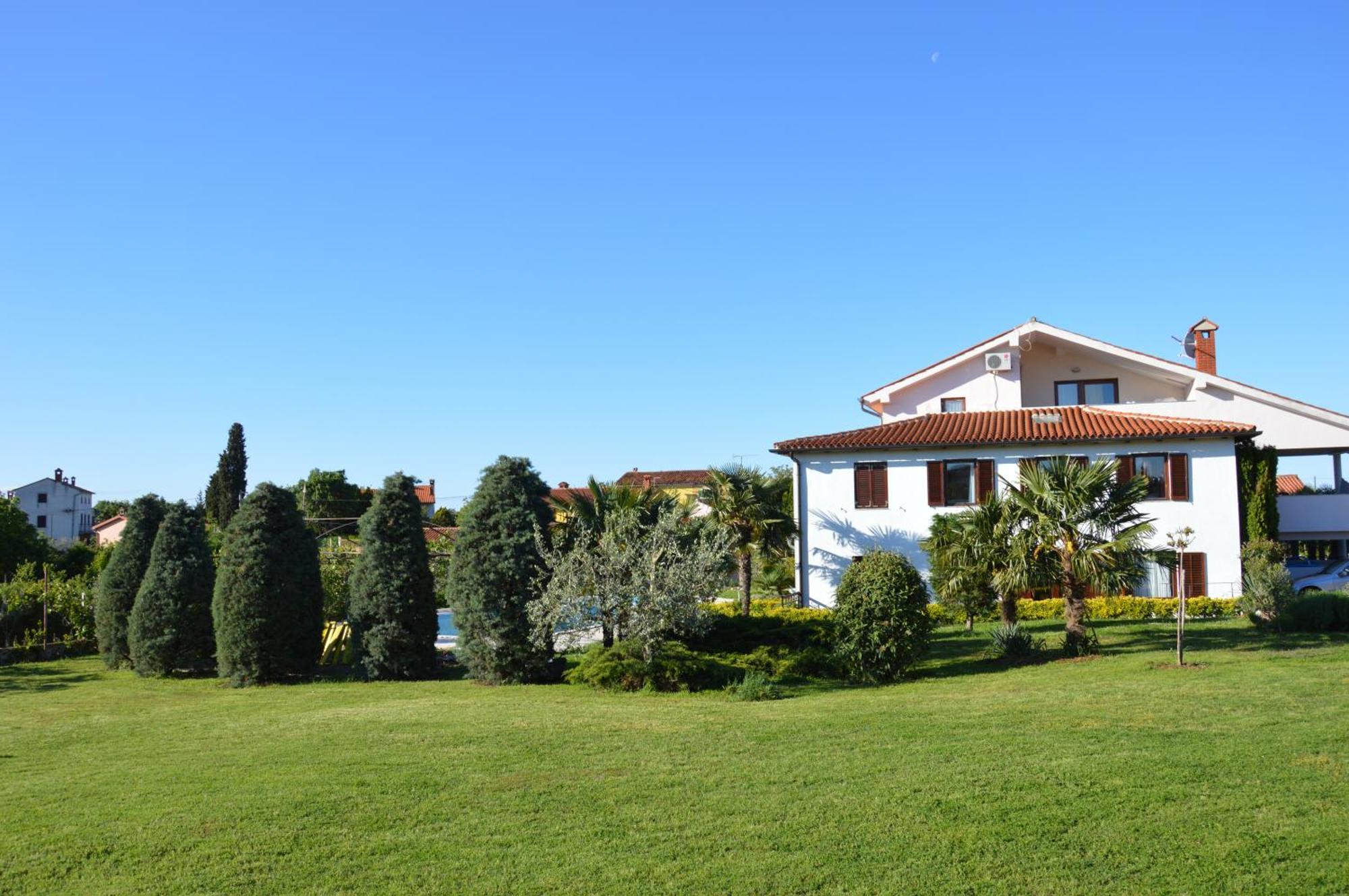 Apartments Aurelia Nova Vas  Екстериор снимка