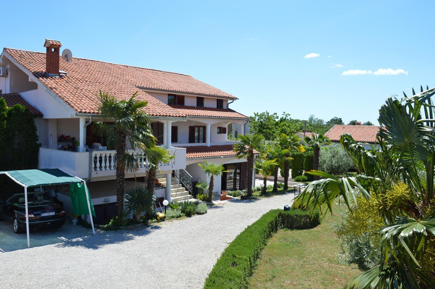Apartments Aurelia Nova Vas  Екстериор снимка